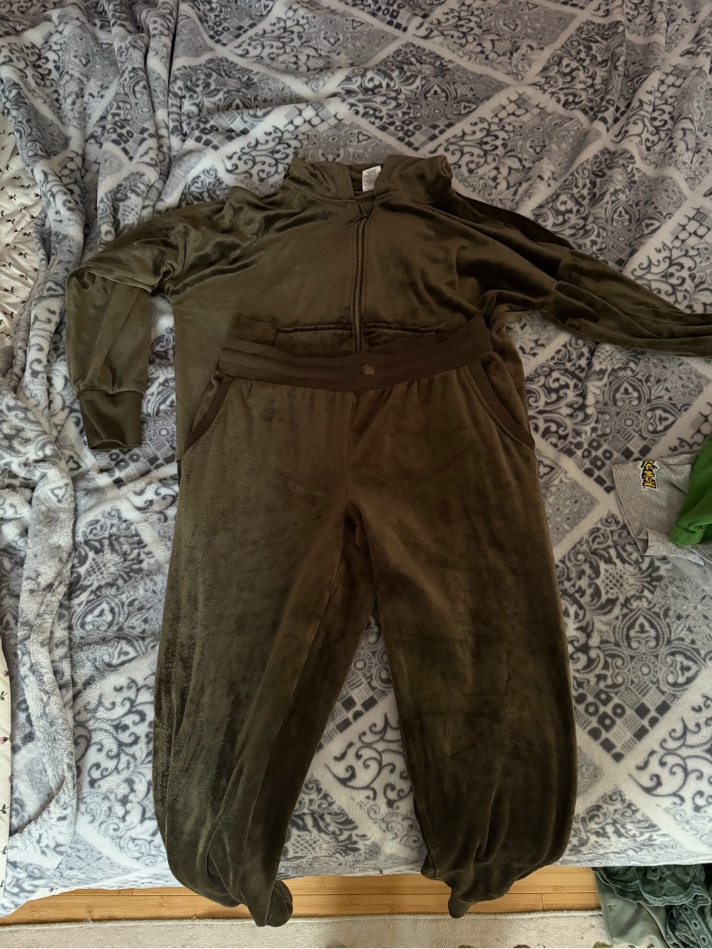 Felina Olive Velour Jogger Set - Zip Top & Drawstring Pants